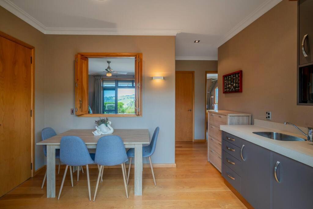 Cooks BeachLuxury Country Retreatアパートメント エクステリア 写真
