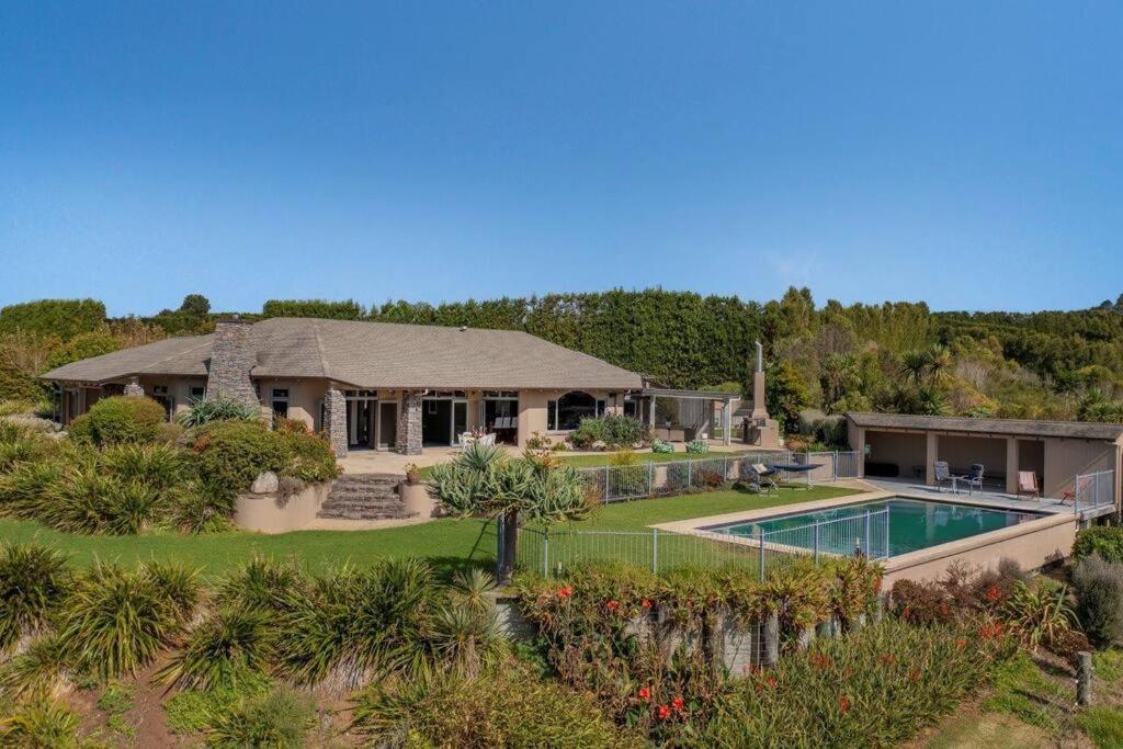 Cooks BeachLuxury Country Retreatアパートメント エクステリア 写真